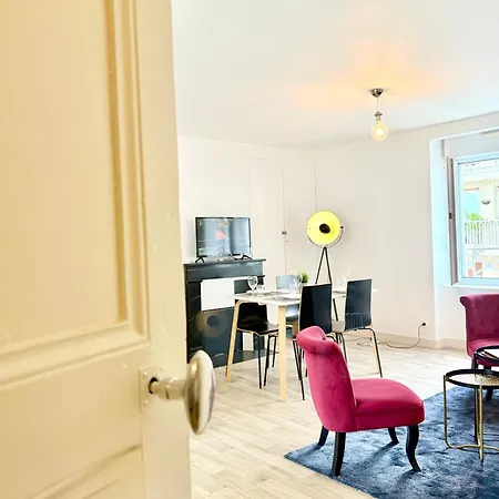 Hypercentre - 2 - Proche Commerces Cholet