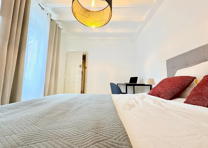 شقة Hypercentre - 2 - Proche Commerces شوليه